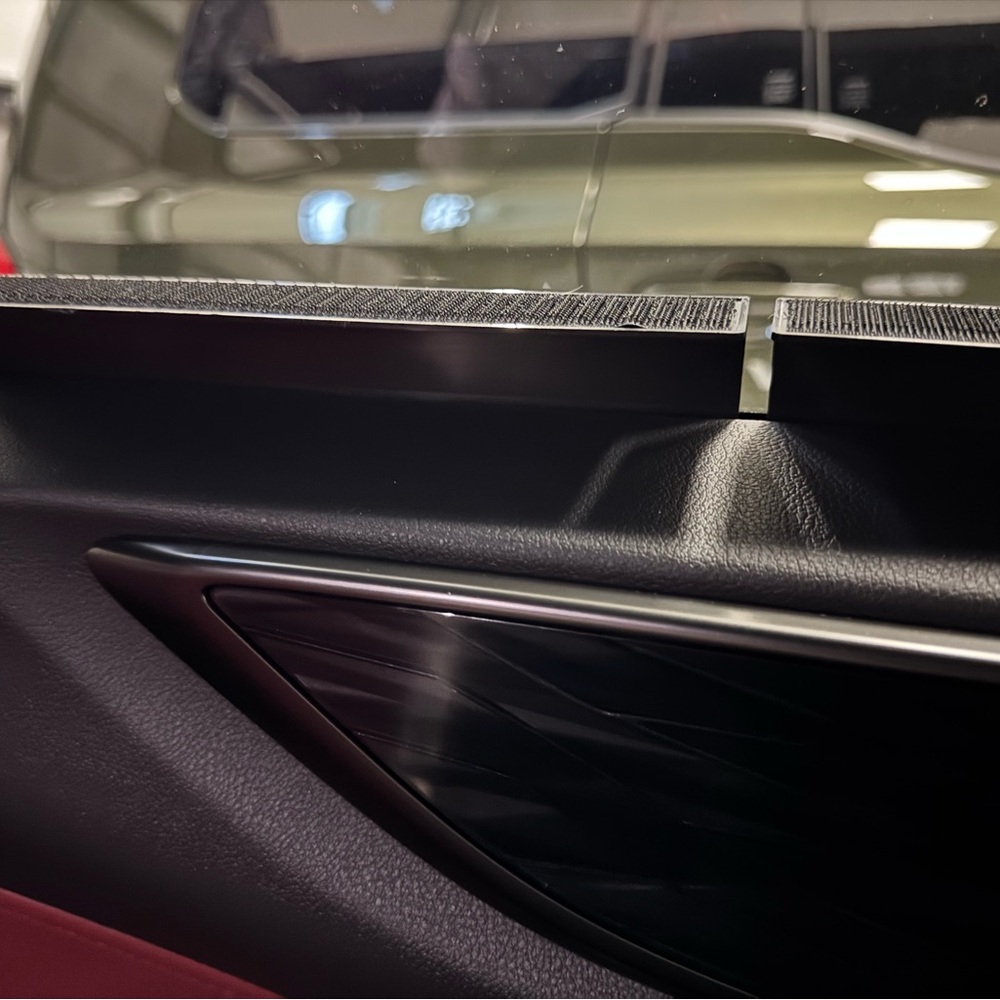 Car Door Protection from Dog Nails, Fits Most NOT all vehicles - Picture 9 of 10